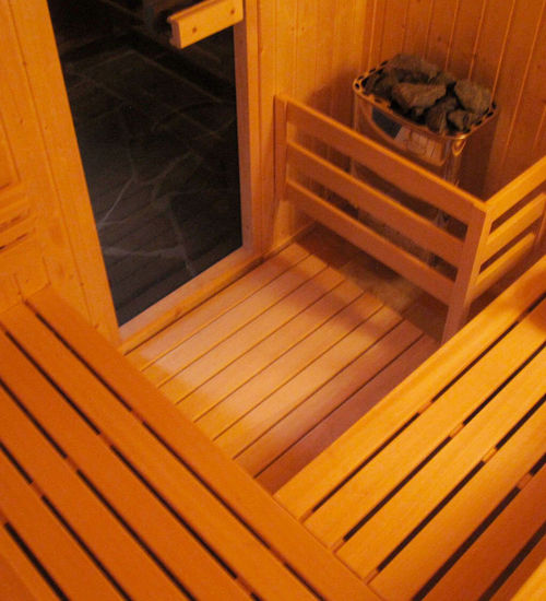 Kvalitné drevo - sauny  |  AUNAS s.r.o.  |  Sauny a wellness   |  asauny.sk